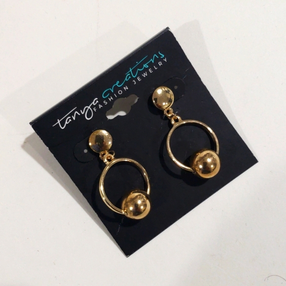 Elegant Gold tone Hoop Bead Interconnected Earrings - Women's Fashion Jewelry - Picture 4 of 9